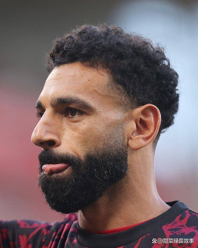 开云体育app-包含拜仁慕尼黑赛前队长鼓劲里尔手感冰凉备战欧联，现场解说直呼：萨拉赫在法国队比赛中惊险取胜的词条